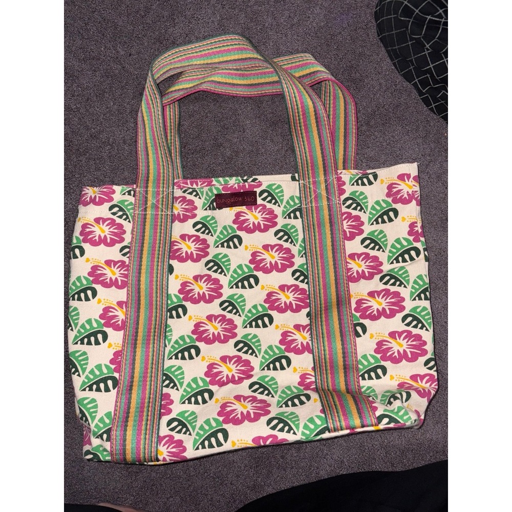 bungalow 360 tote bag